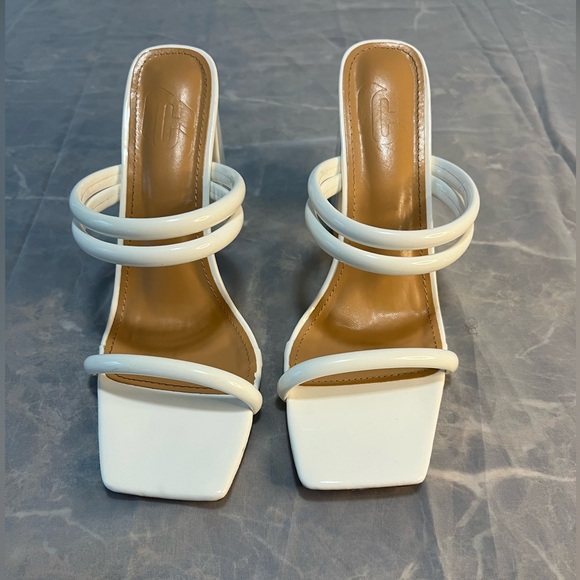 White Square Toe Strappy Heels | Minimalist Slide Sandals | Size 9 - Picture 3 of 5